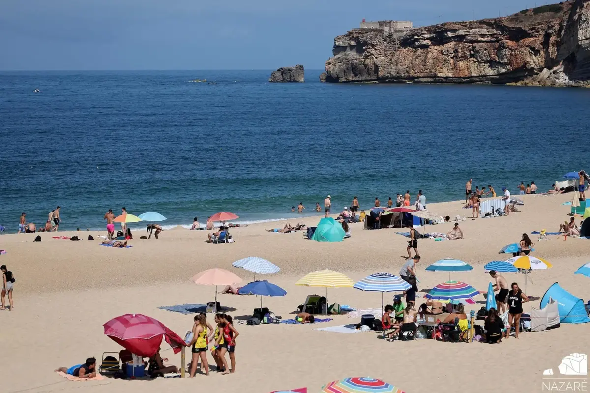 Esta é segunda interdição da praia a banhos desde o início do mês