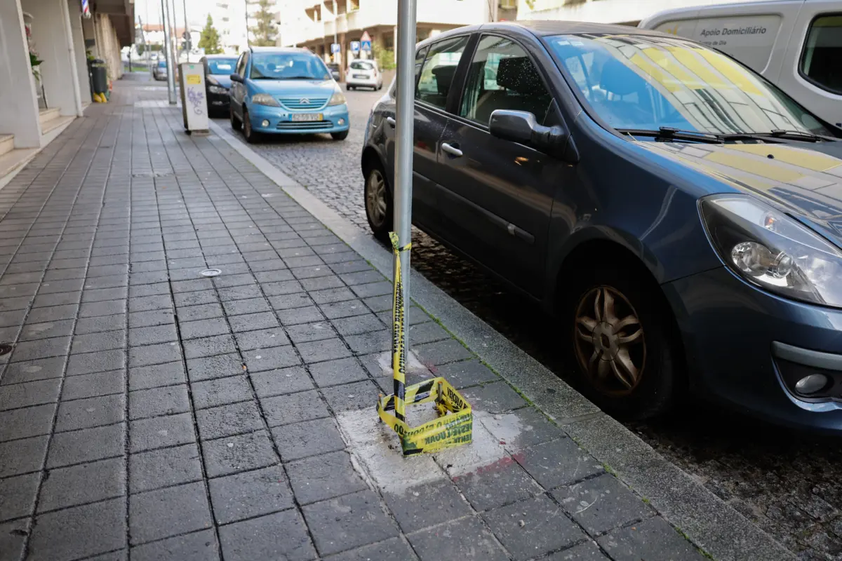Máquinas na Rua Fernando de Almeida foram retiradas no fim da semana passada