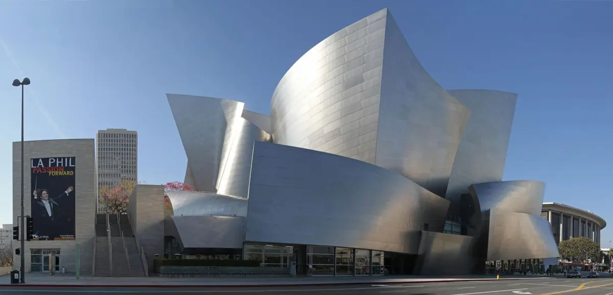Obras de Frank Gehry, como o Walt Disney Concert Hall, em Los Angeles, vão estar em destaque em Serralves