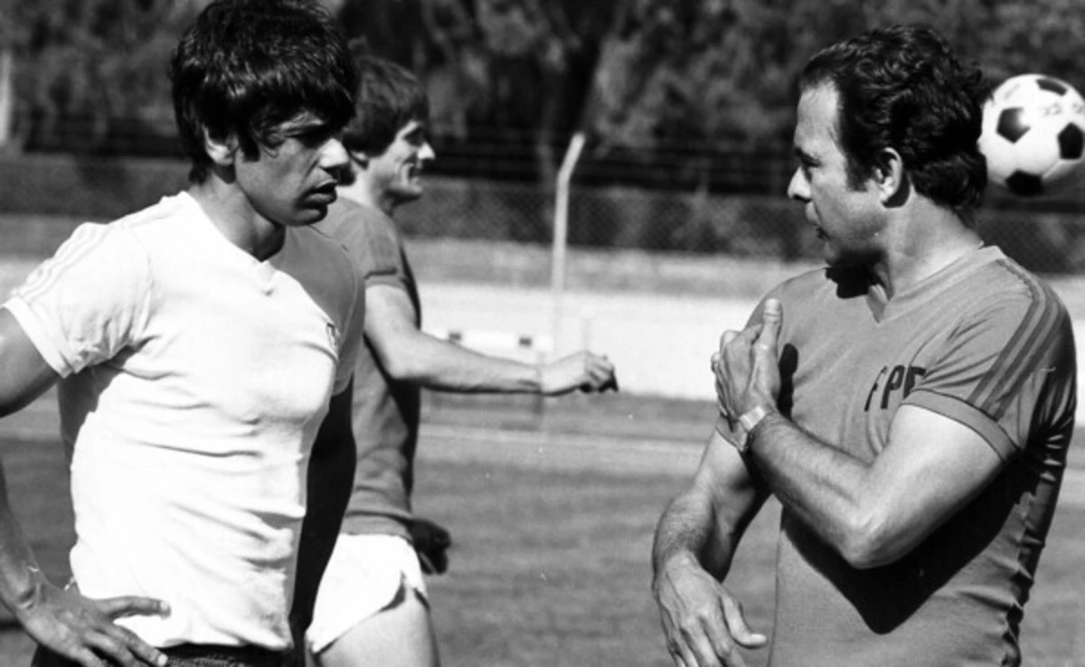 Manuel Fernandes num treino ao serviço da seleção portuguesa de futebol