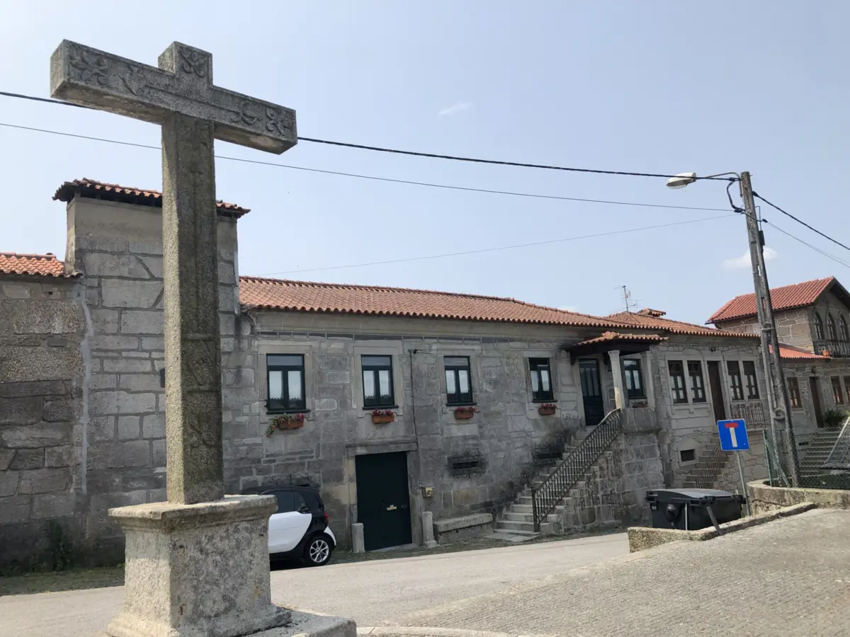 Imagem de contexto do artigo Bebé de um ano morre afogado numa piscina insuflável