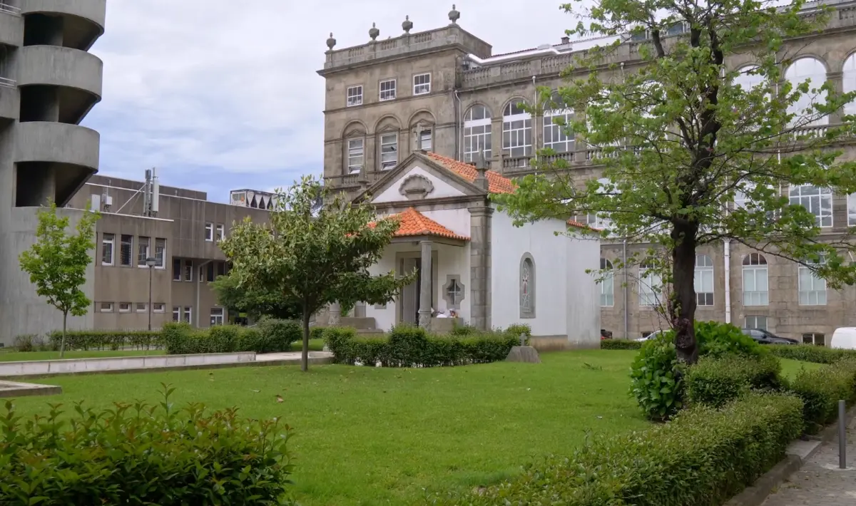 Imagem de contexto do artigo O peso em prata de uma promessa feita ao Senhor dos Aflitos