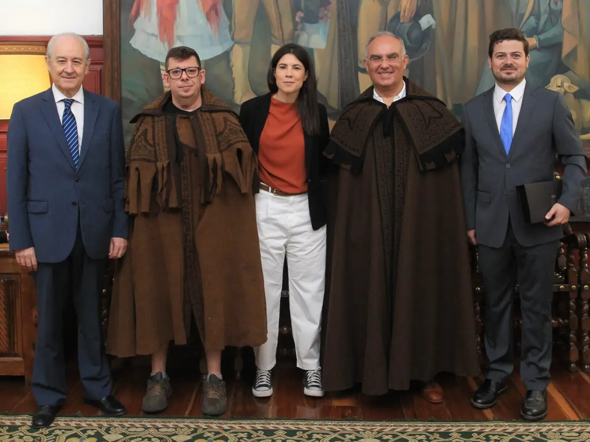 Rui Rio, Mariana Mortágua e Nuno Félix homenageados pela Câmara de Miranda do Douro