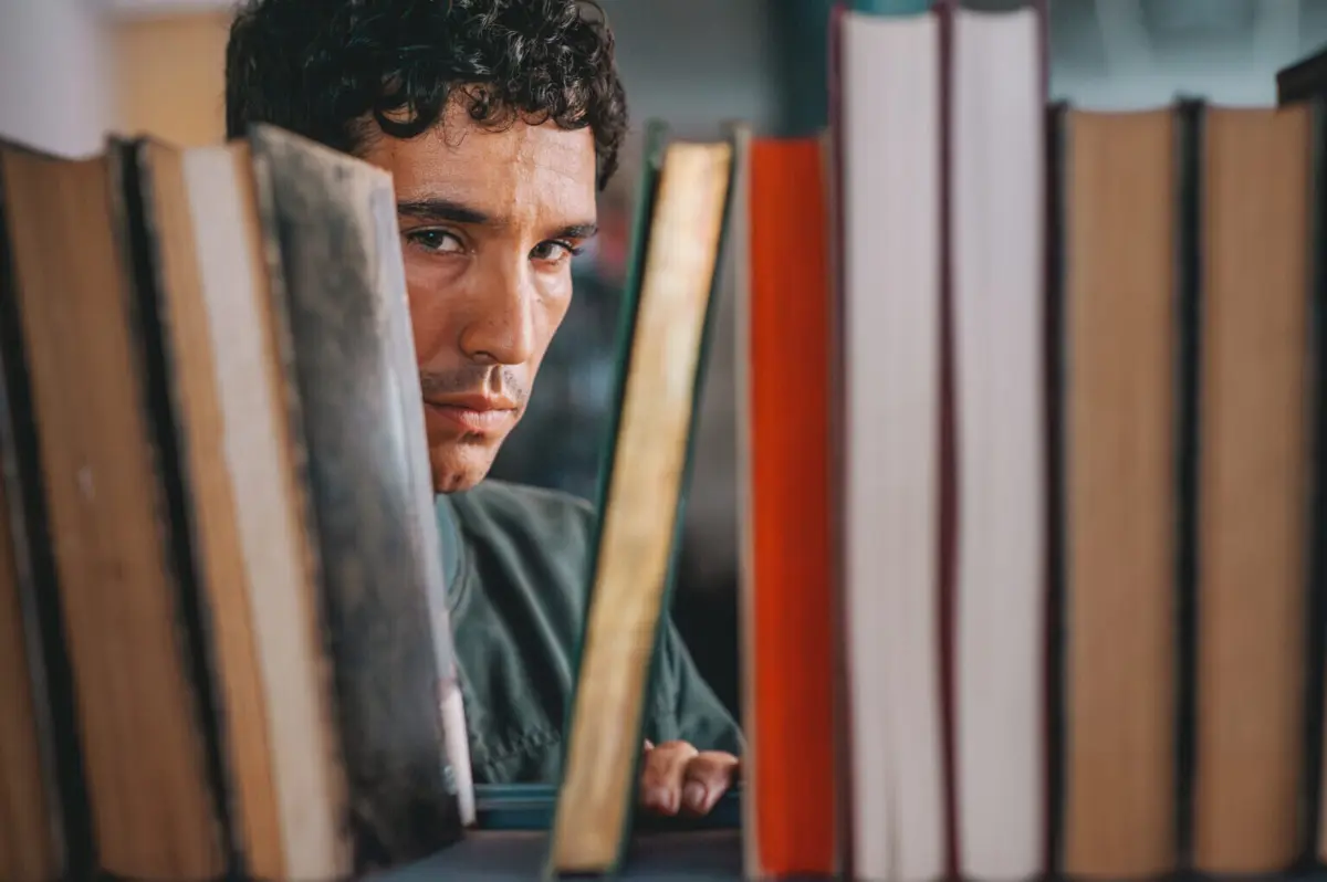 Imagem de contexto do artigo Adam Bessa: “Um artista deve ser um pintor do seu tempo”