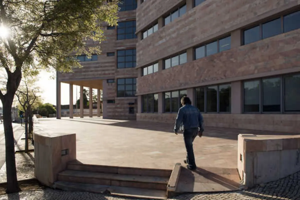 Imagem de contexto do artigo Pasteleiro acusado pela morte de senhorio nega intenção de matar