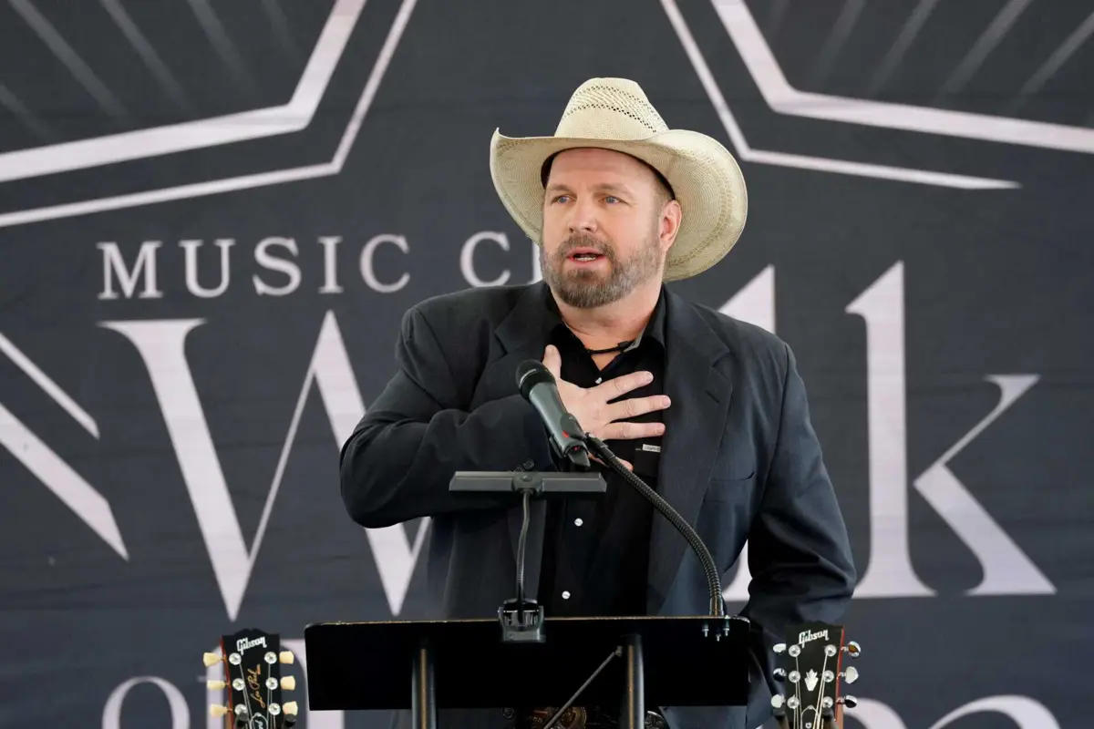 Imagem de contexto do artigo Músico country Garth Brooks acusado de violação