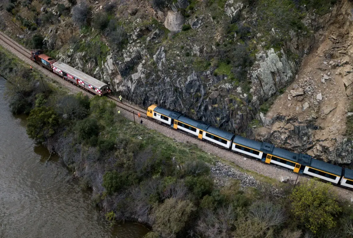 Queda de pedras na linha do Douro é frequente cada vez que chove com intensidade