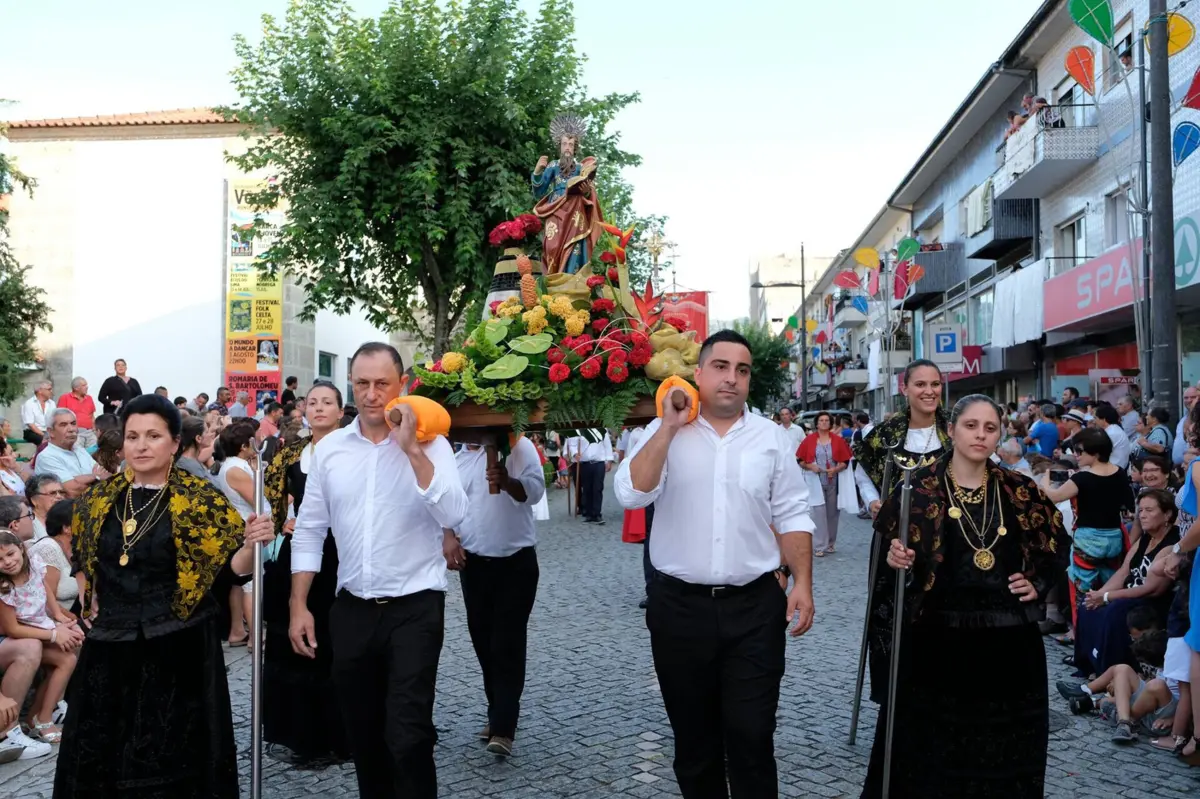 Procissão de S. Bartolomeu vai sair às ruas, este ano, sem andores das freguesias