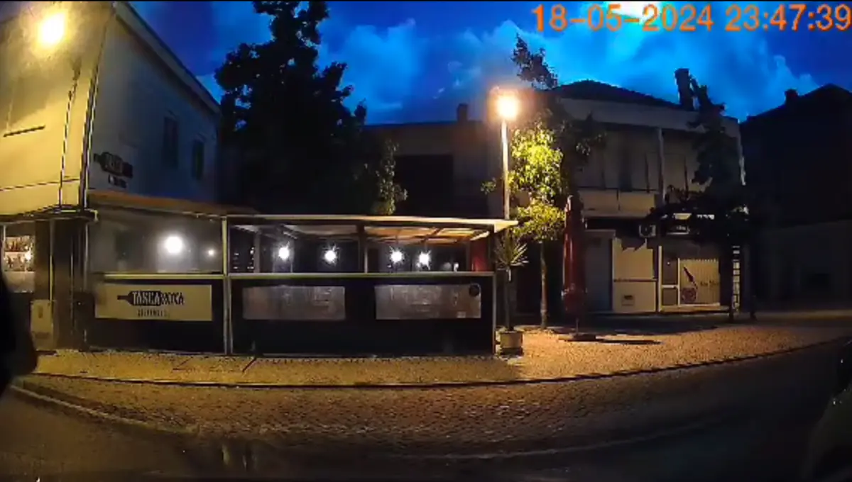 Imagem de contexto do artigo Meteoros como o de sábado à noite normalmente vaporizam-se na atmosfera