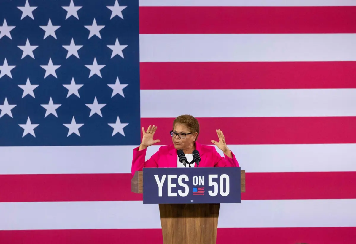 A mayor de Los Angeles, Karen Bass