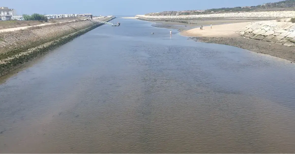 Foz do Rio Lis, na Praia da Vieira