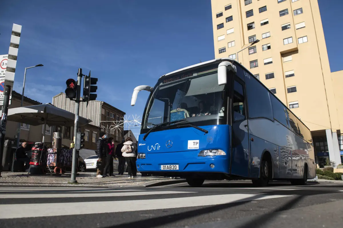 Linhas que servem Gaia continuam com problemas por resolver