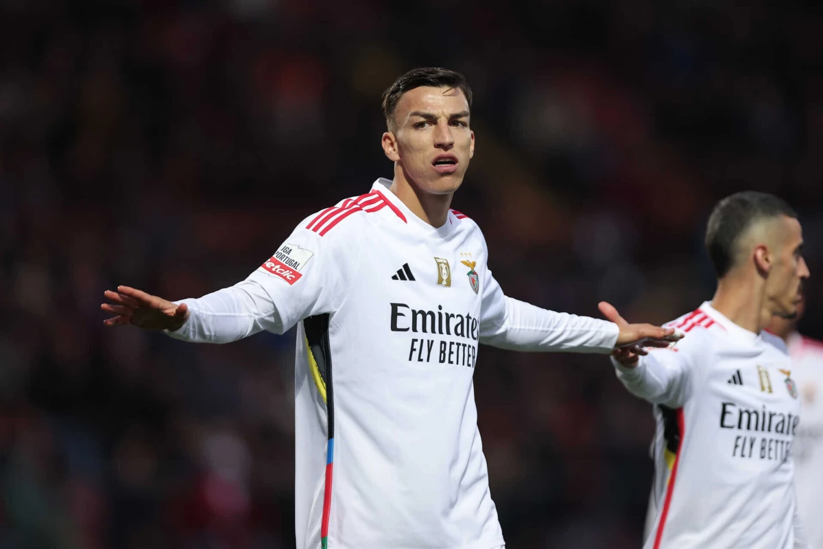 Musa sai dois anos depois de chegar à Luz, com o Benfica a lucrar 3,5 milhões