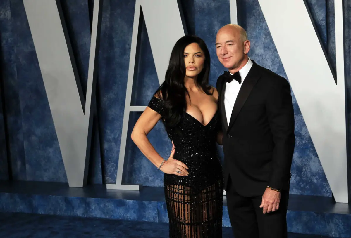 Jeff Bezos com Lauren Sanchez