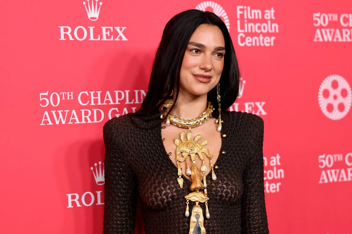 Dua Lipa lançou o ano passado o álbum "Radical Optimism"