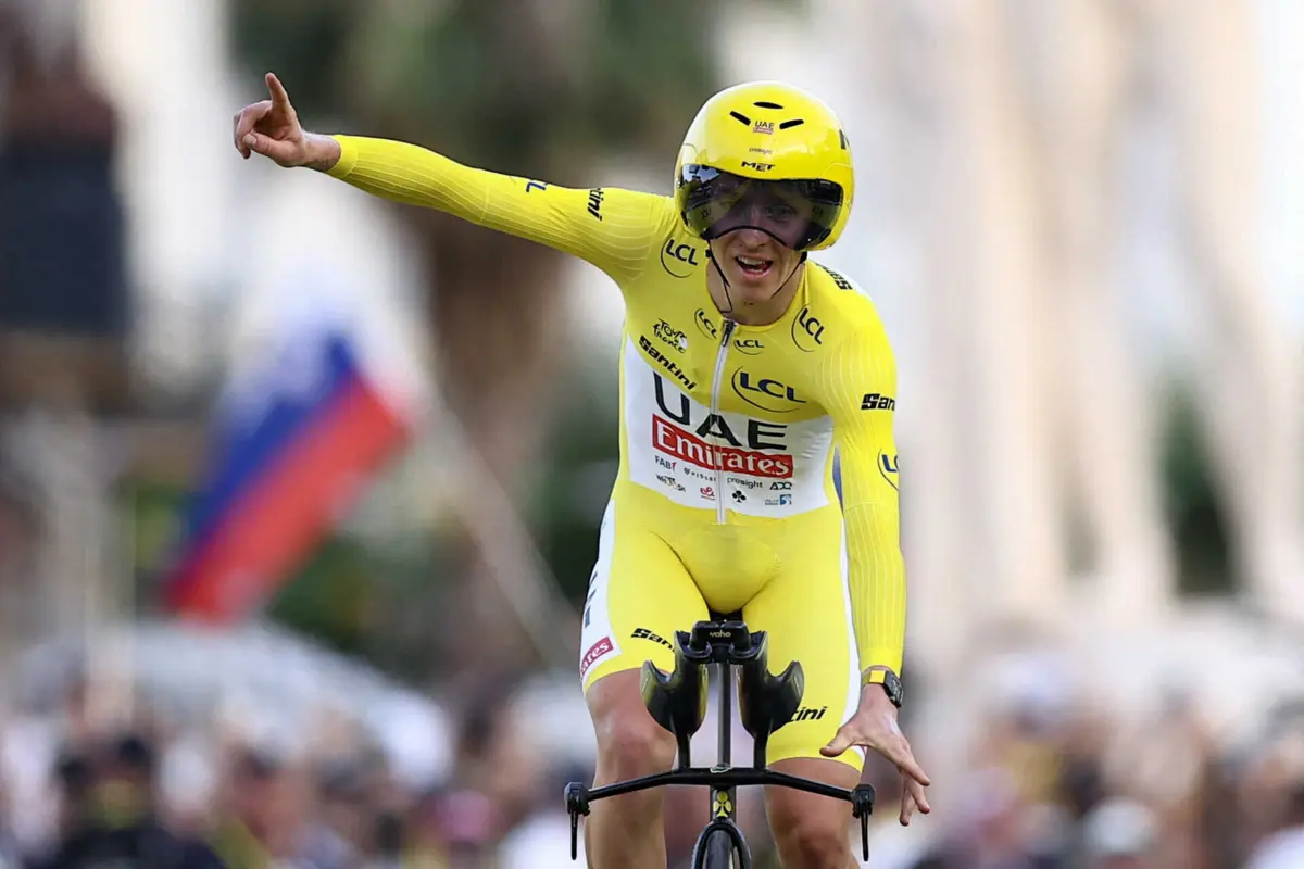 Tadej Pogacar continua em grande evidência