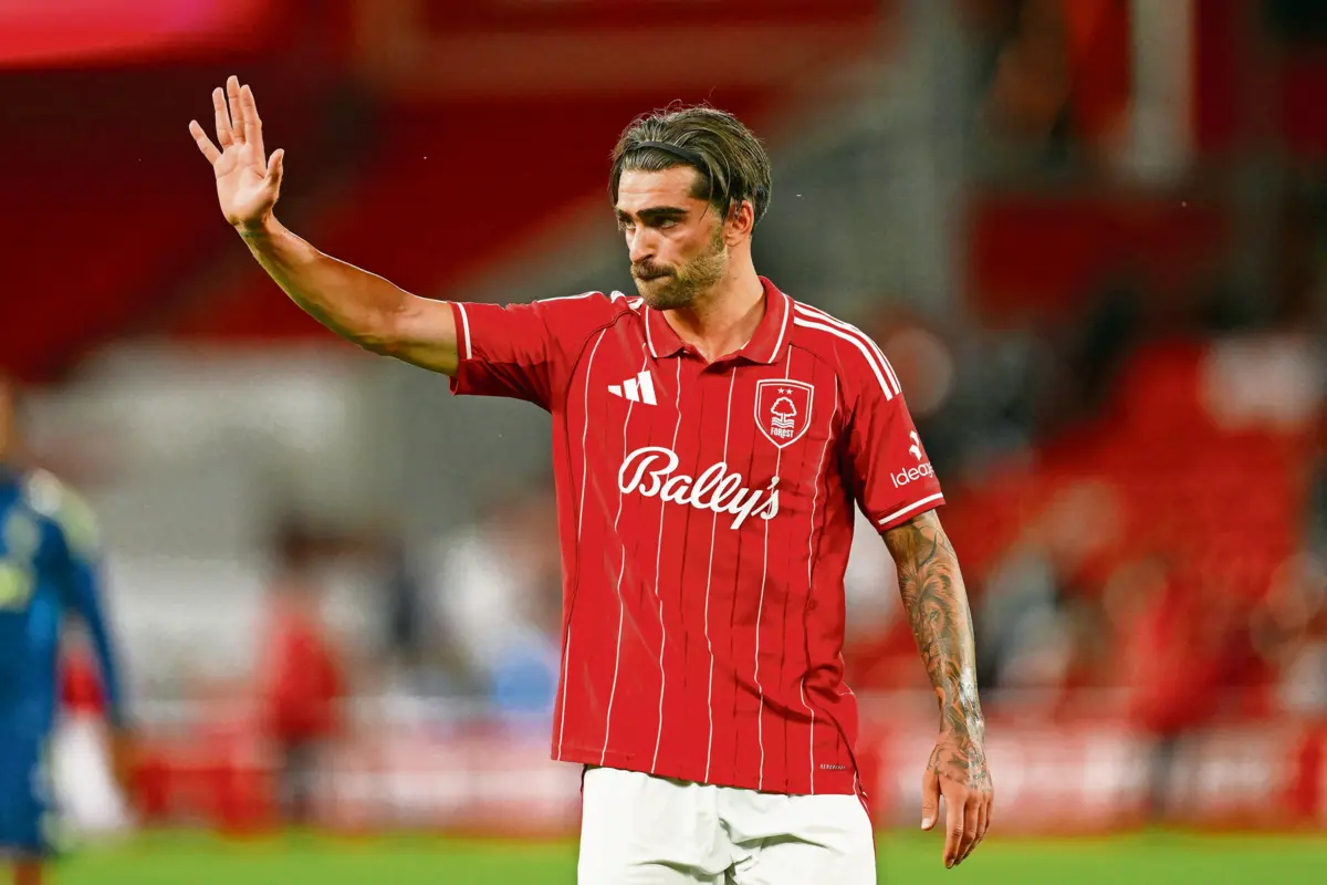 Jota Silva jogou uma época no Nottingham Forest