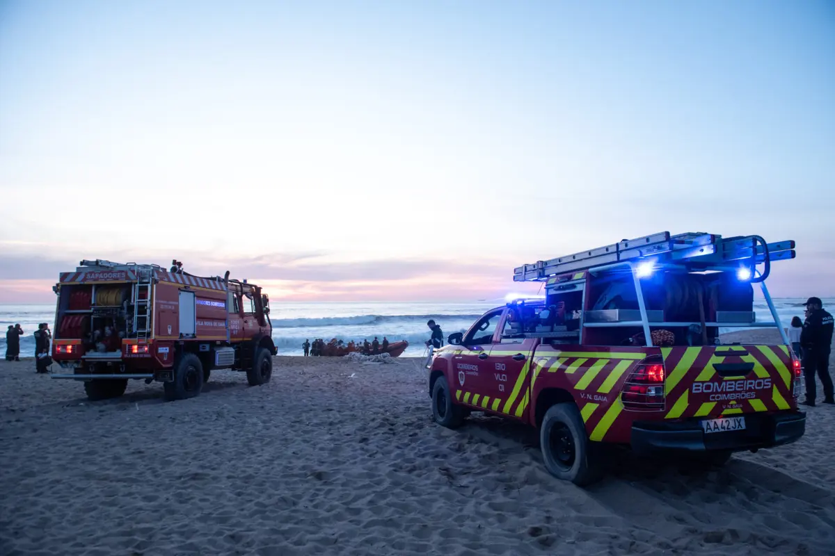 Jovem de 16 anos foi arrastado pelas ondas na praia de Salgueiros