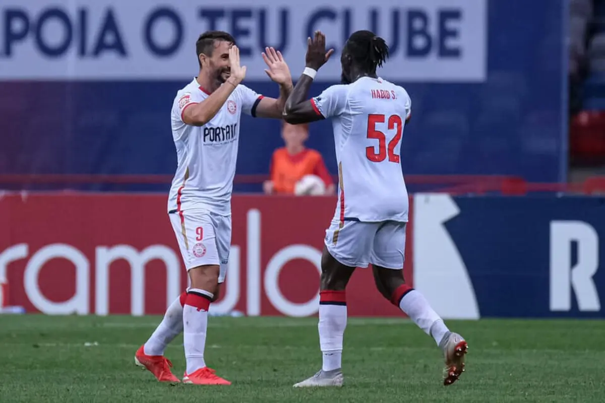 SAD da União de Leiria tem 15 dias para regularizar a situação