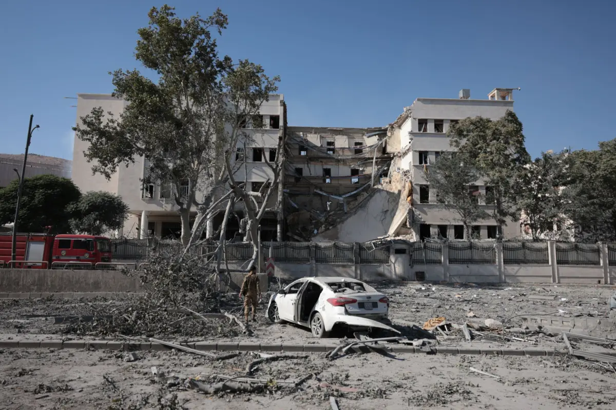 Pelo menos 300 pessoas morreram nos confrontos