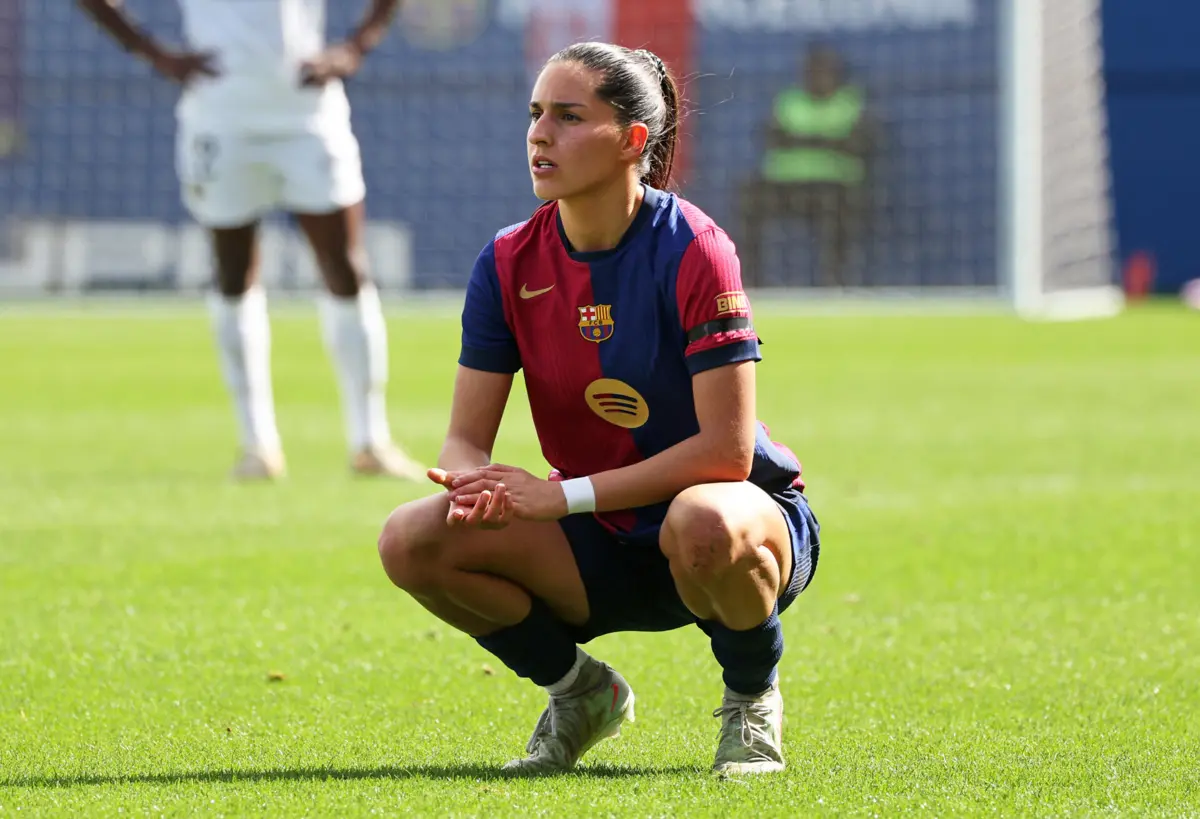 Kika Nazareth lesionou-se ao serviço do Barcelona