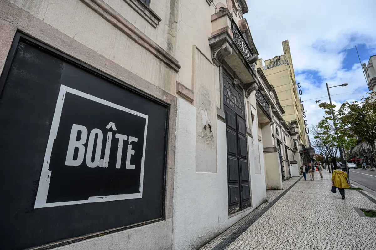 Discoteca que é alvo de críticas de moradores e comerciantes fica junto ao Coliseu do Porto