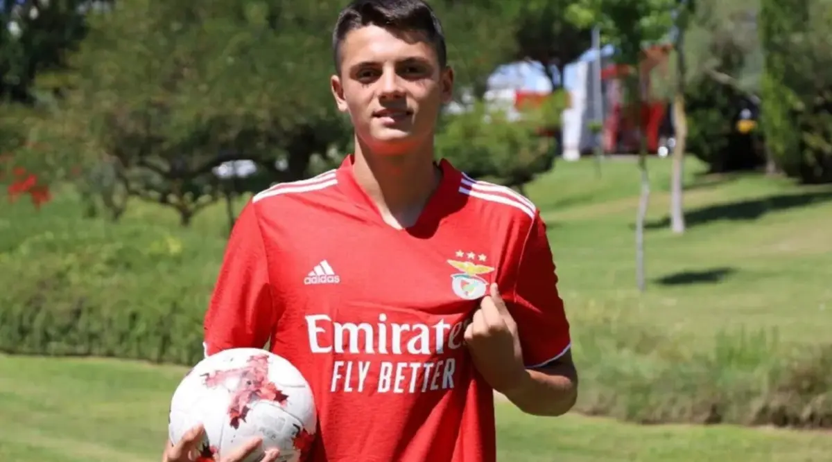 Mario Tudose na passagem pelos encarnados