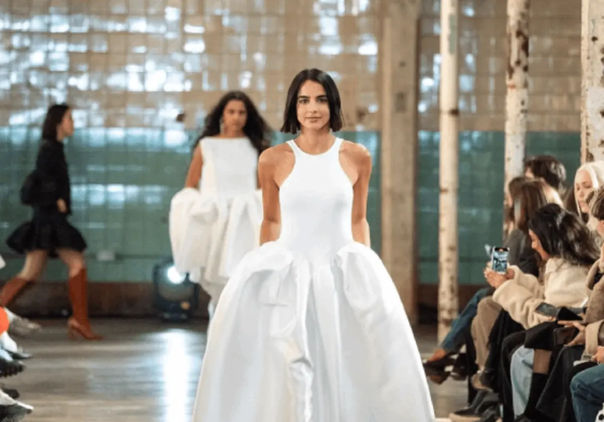 Imagem de contexto do artigo Atriz Sara Matos desfila na Semana de Moda de Londres