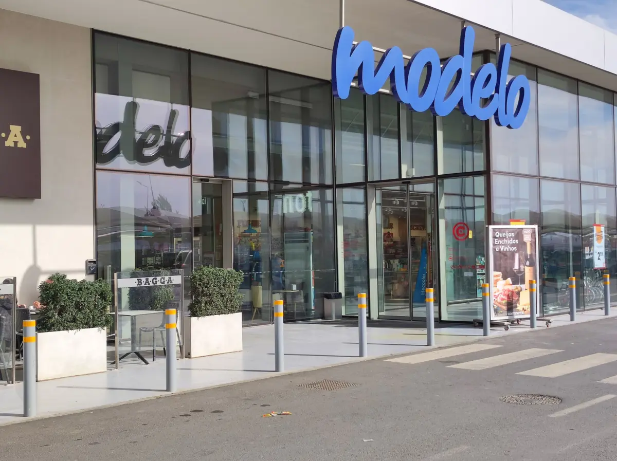 Arguidos foram detidos num supermercado Modelo