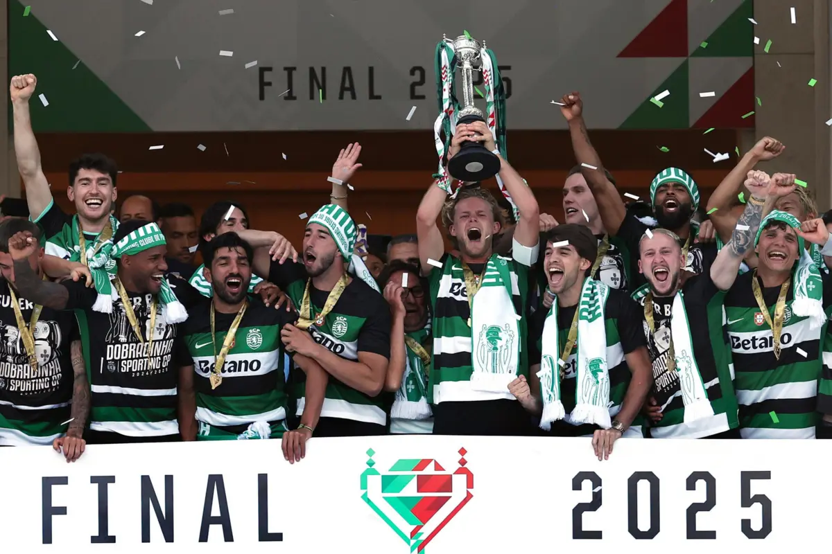 Benfica deixou escapar vantagem e perdeu a Taça para o Sporting