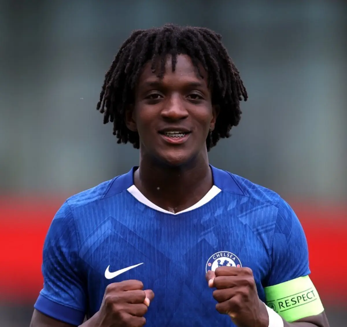 Mheuka assinou très golos