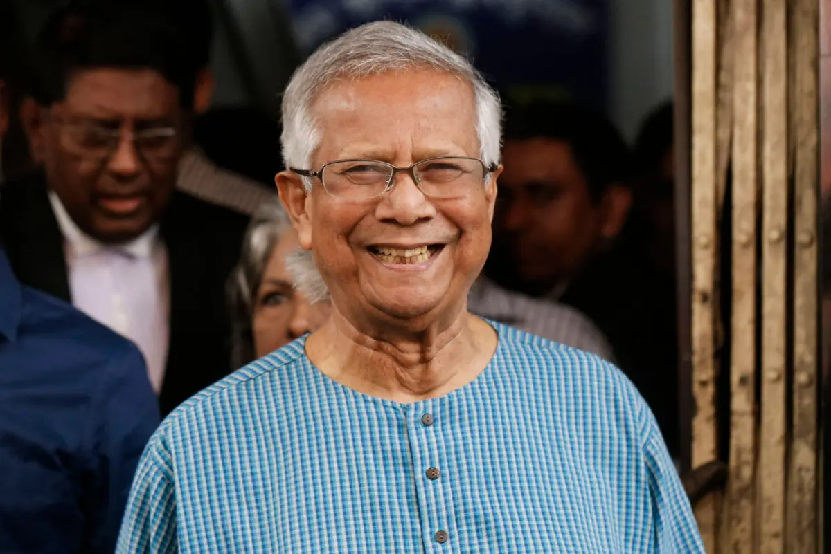 Muhammad Yunus já tinha garantido estar pronto para substituir a primeira-ministra