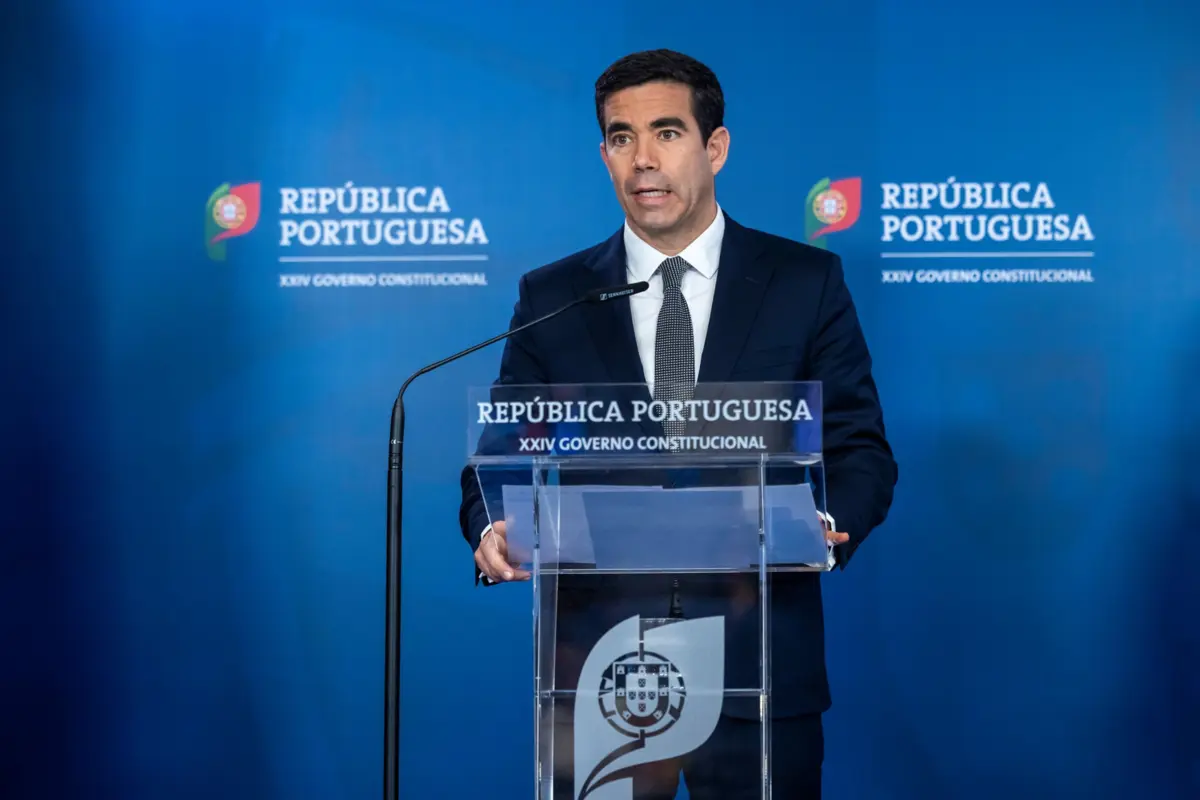 O ministro da Presidência, António Leitão Amaro