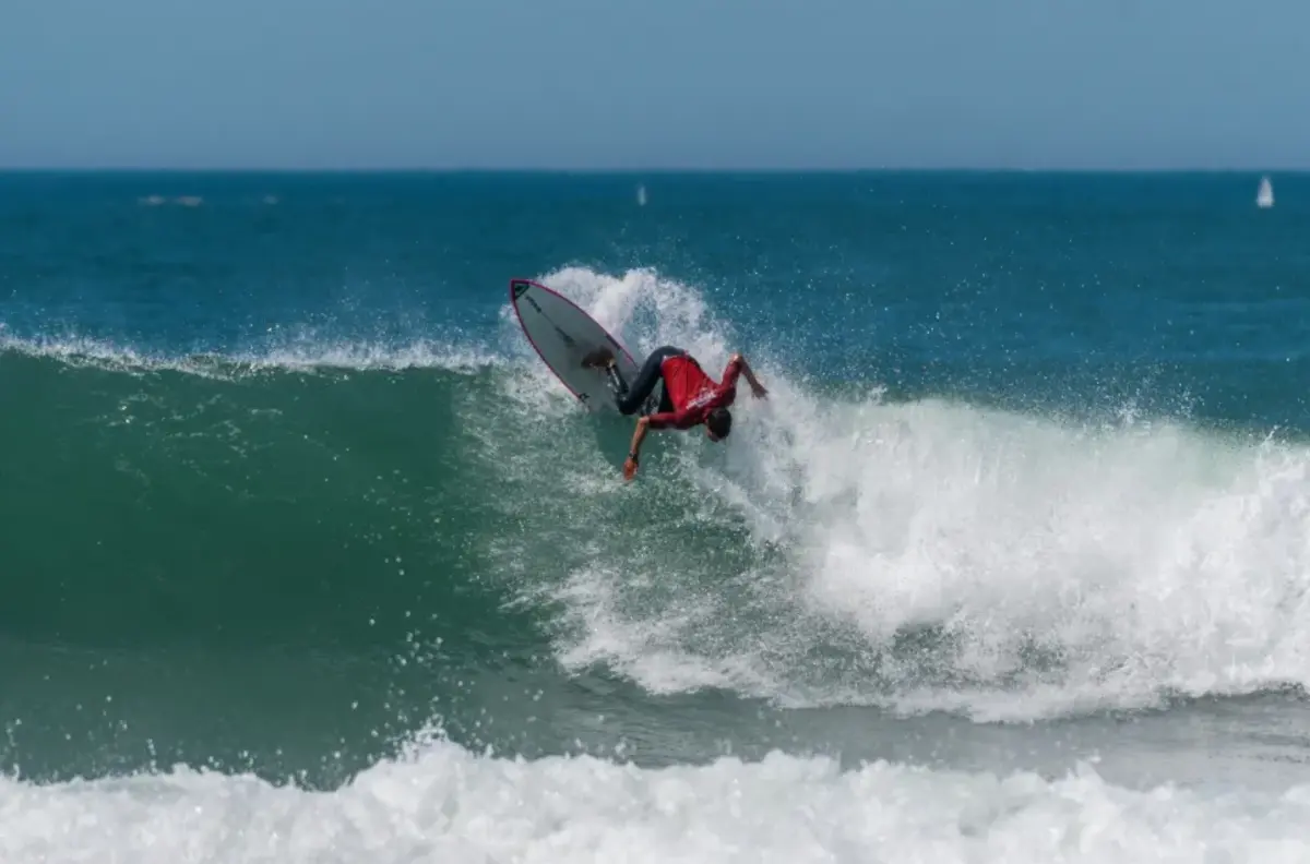 Porto e Matosinhos assumem-se como destino de surf