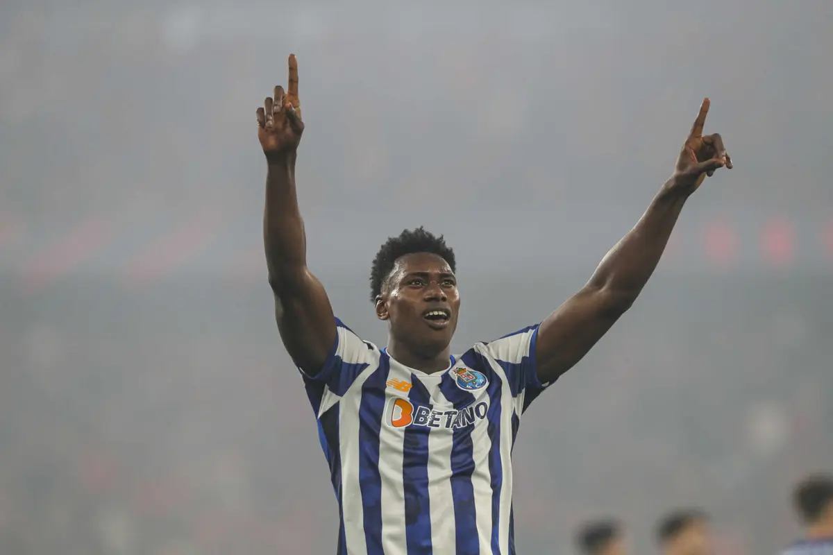 Samu surge no topo da lista de melhores marcadores da Liga Europa com quatro golos