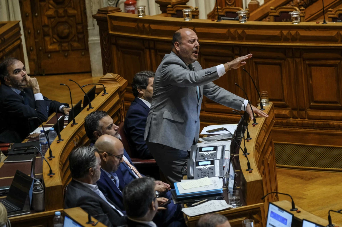 Imagem de contexto do artigo Chega insiste em marcação de debate de urgência sobre indemnizações às ex-colónias