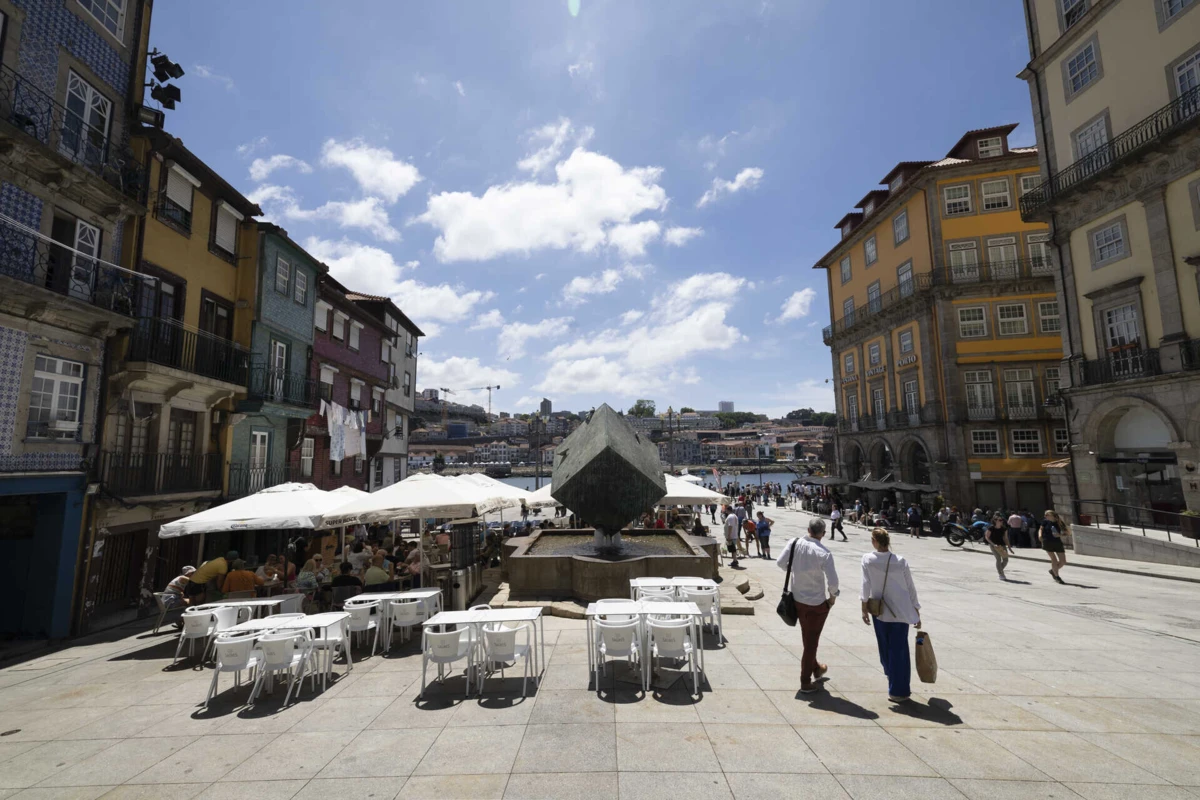 O regulamento, que deve entrar novamente em vigor este mês, diferencia áreas de crescimento sustentável e áreas de contenção, mediante a pressão urbanística de cada freguesia