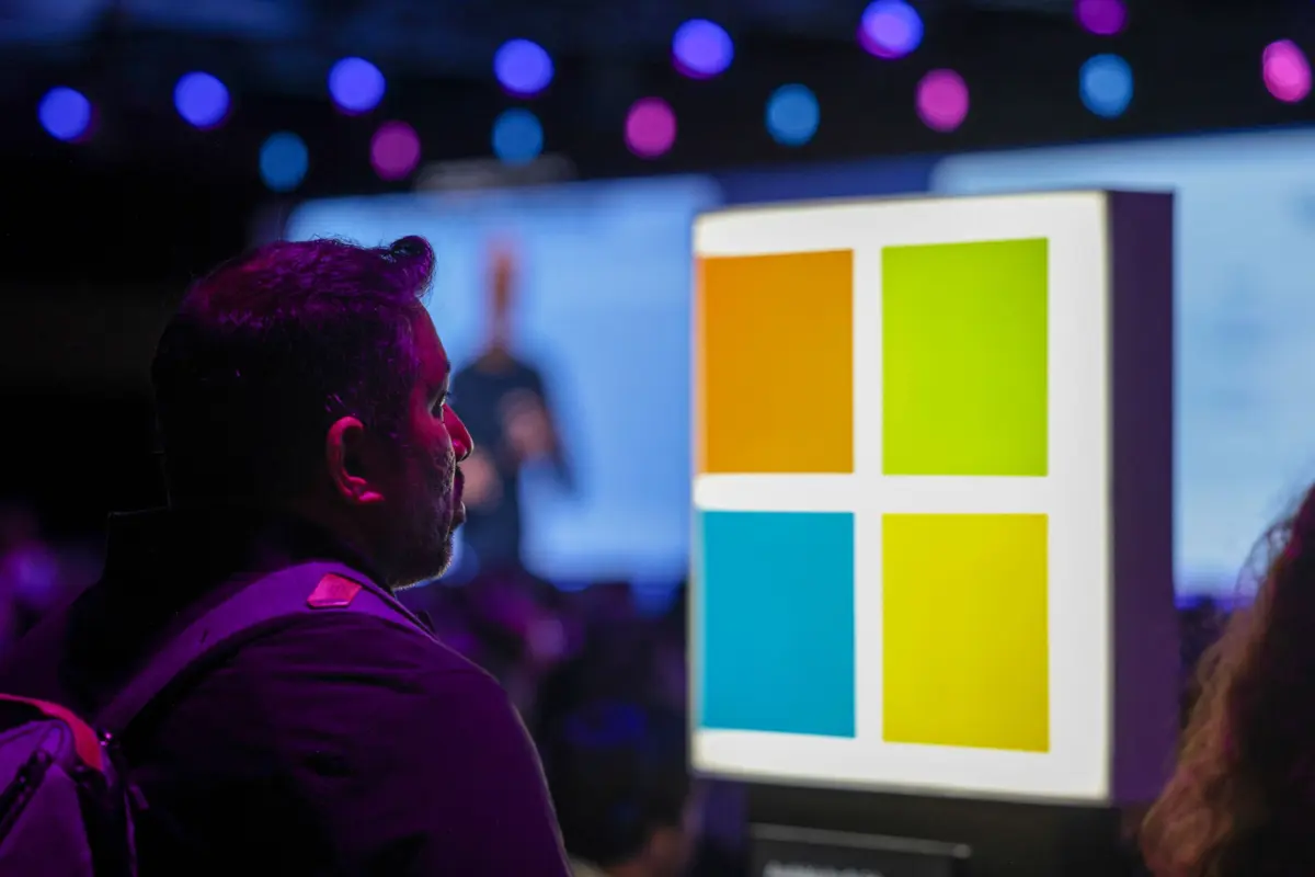 Imagem de contexto do artigo Inteligência artificial da Microsoft vai poder aceder a ambiente de trabalho e motores de busca