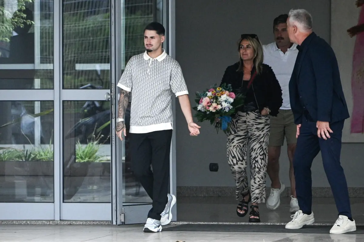 Borja Sainz chegou ao Porto no dia em que os dragões iniciaram os trabalhos de pré-temporada sob o comando do novo treinador, o italiano Francesco Farioli