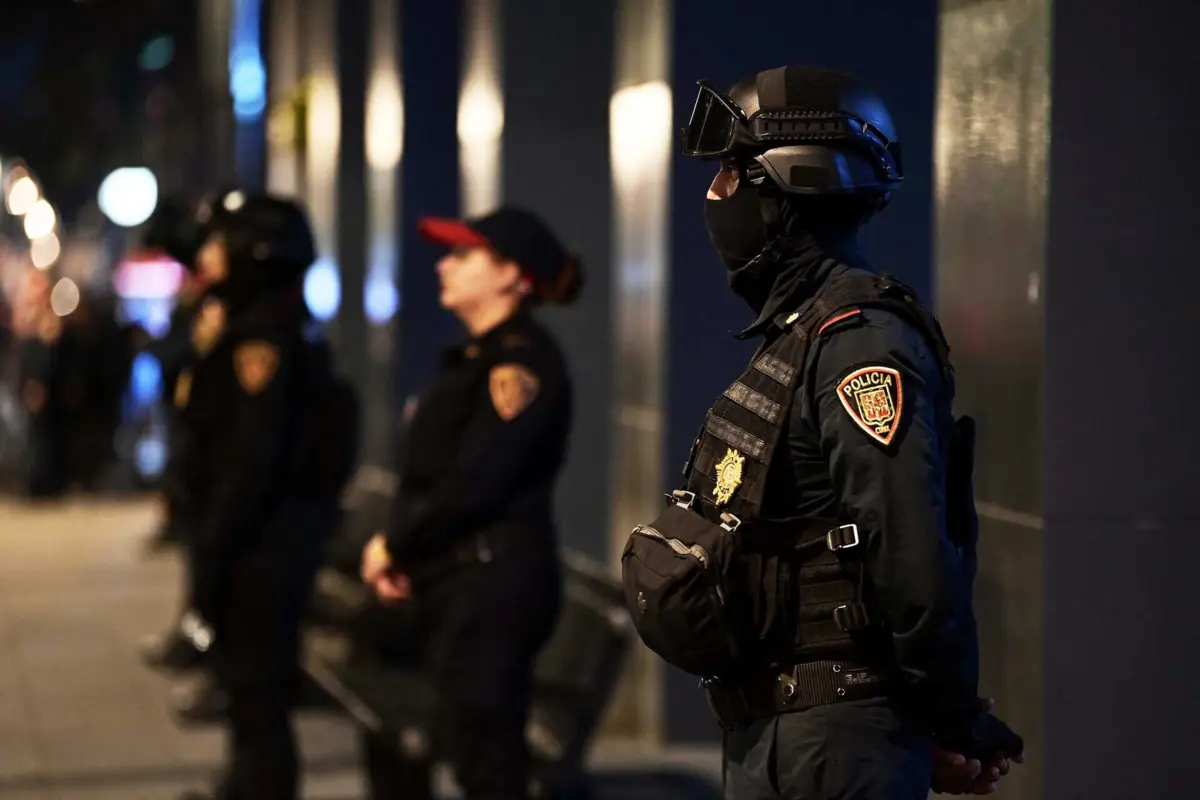 Imagem de contexto do artigo Onze homens condenados a 50 anos de prisão pela morte de 122 pessoas no México