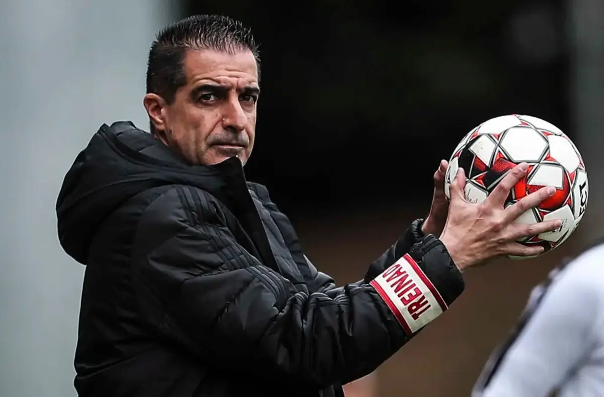 Renato Paiva assinou rencentemente pelo Botafogo