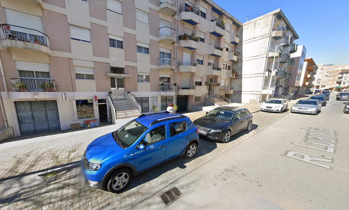 O caso ocorreu em 19 de setembro de 2013, pelas 21.50 horas, na Rua de Luanda, frente ao n.º 127