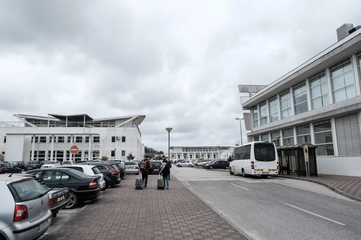 Psicólogos ajudam estudantes a autonomizar-se através de intervenção com os pais