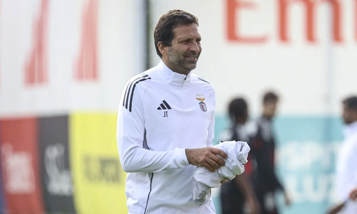 Imagem de contexto do artigo João Tralhão sobre Real Madrid - Benfica: "Igualdade de critério foi diferente na primeira mão"