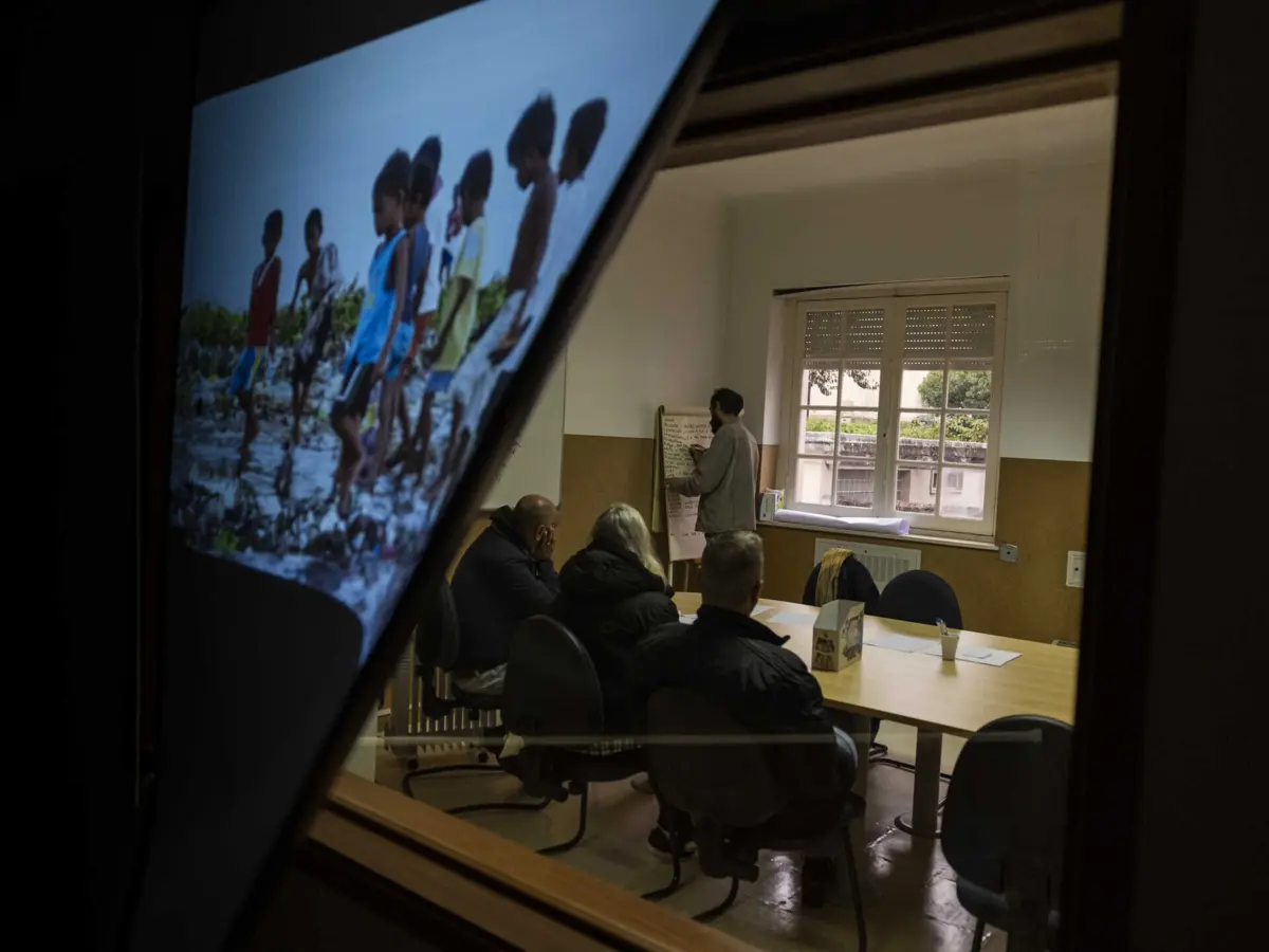 Pacientes na Casa de Artes do Hospital de Sobral Cid, nos arredores de Coimbra, inaugurado a 29 de novembro do ano passado