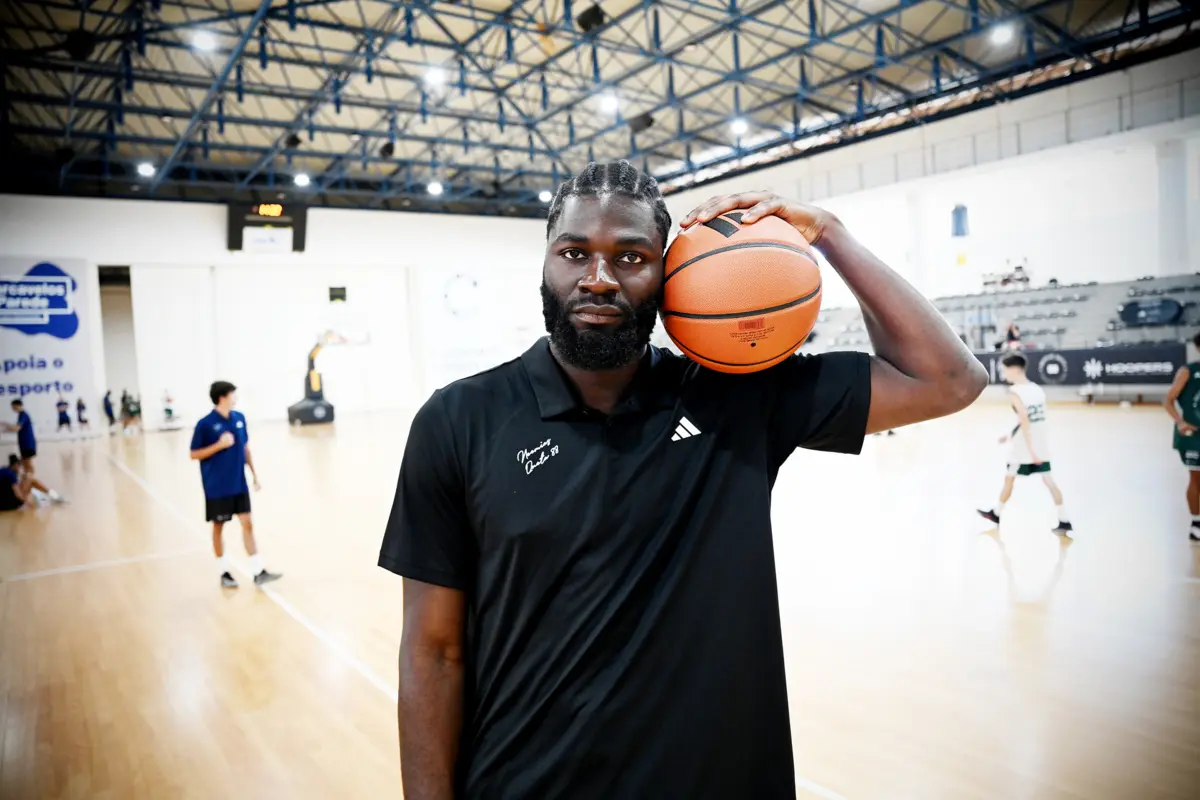 Neemias Queta, poste português