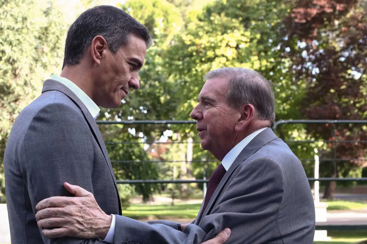 Imagem de contexto do artigo Sánchez recebeu González Urrutia na sede do Governo de Espanha