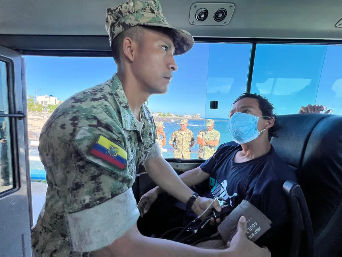 Pescadores foram resgatados pela Marinha do Equador