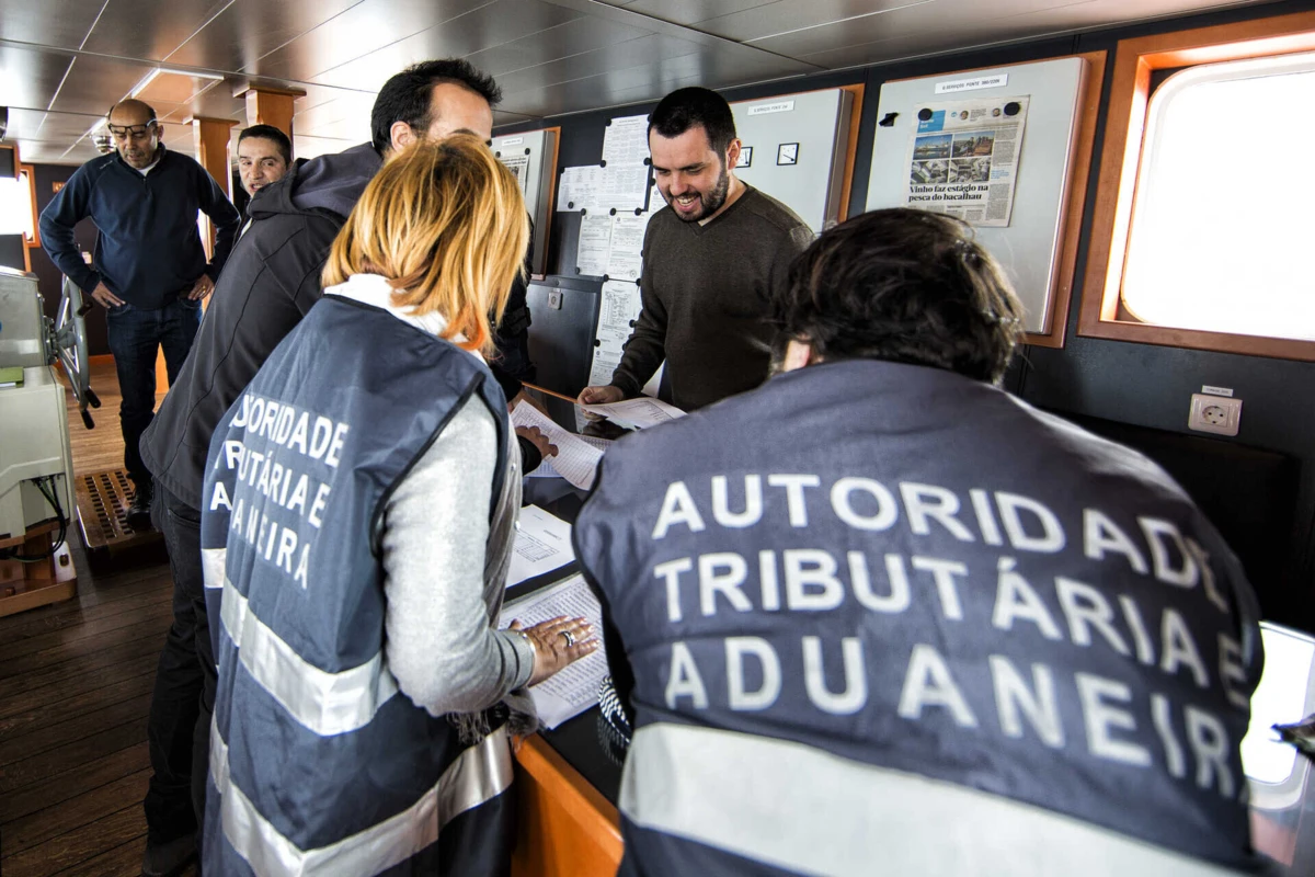 Autoridade Tributária quer recrutar 463 inspetores em 2024