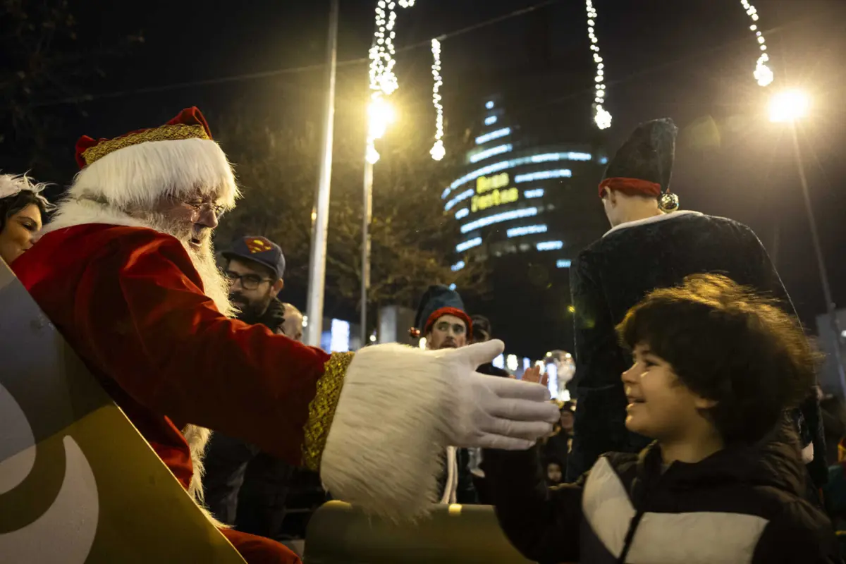 Imagem de contexto do artigo Pai Natal chegou à Maia numa parada com mais de 50 figurantes